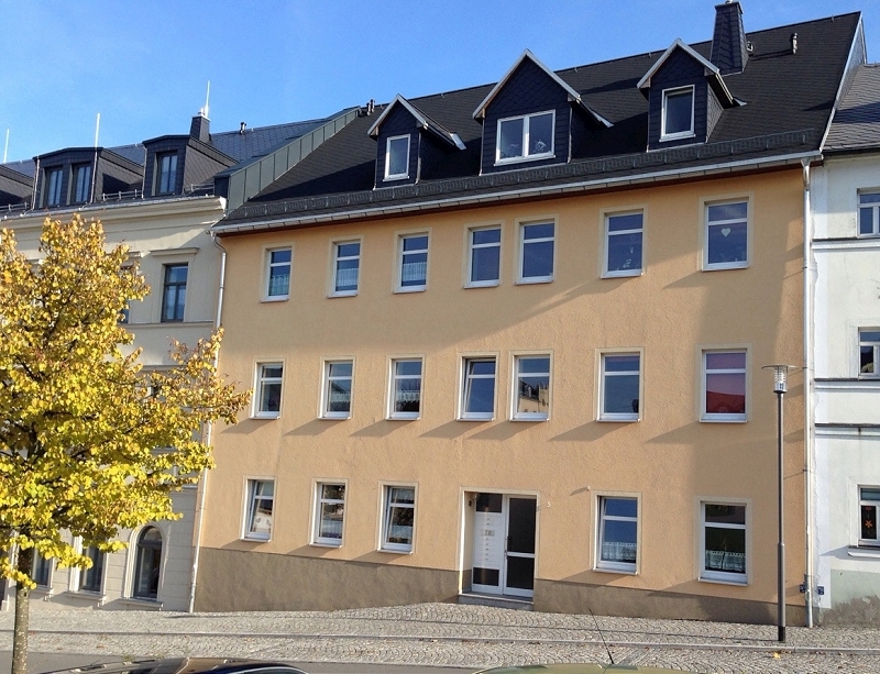 Mehrfamilienhaus im Erzgebirgskreis vermittelt